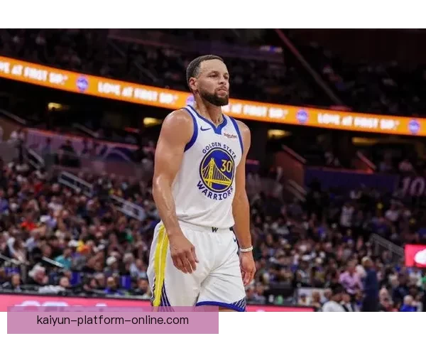 追梦谈桑托斯蜕变表现欣喜 呼吁库里谨慎复出避免膝伤加剧