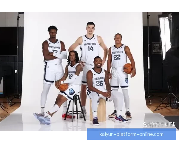 灰熊球员克拉克遭刑事调查拘留赛季伤情成关注焦点